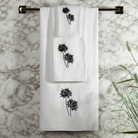 KOMPLET RĘCZNIKÓW 3 56 X 36 X 7 CM BIAŁY