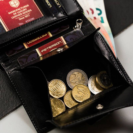 Portfel męski czarny Peterson skóra naturalna na zatrzask ochrona RFID