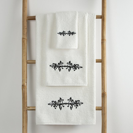 KOMPLET RĘCZNIKÓW 3 56 X 36 X 7 CM BIAŁY