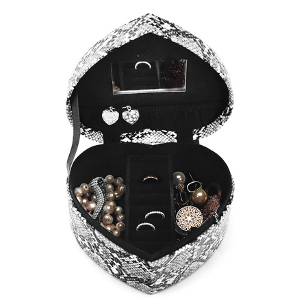 kuferek na biżuterię