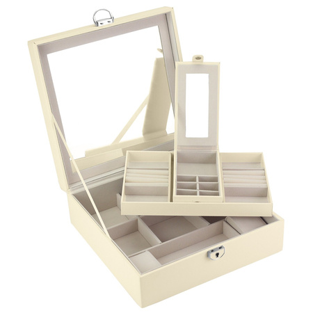 kuferek na biżuterię