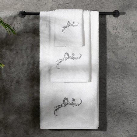 KOMPLET RĘCZNIKÓW 3 56 X 36 X 7 CM BIAŁY