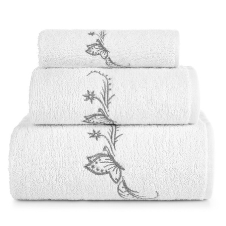 KOMPLET RĘCZNIKÓW 3 56 X 36 X 7 CM BIAŁY